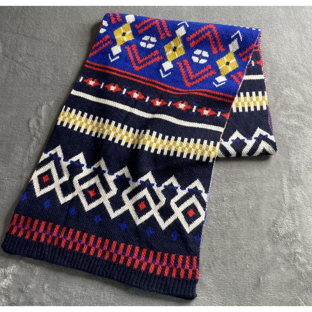 Old Navy Unisex Winter Scarf Black Blue and Red Diamond Pattern 13x70 Acrylic‎